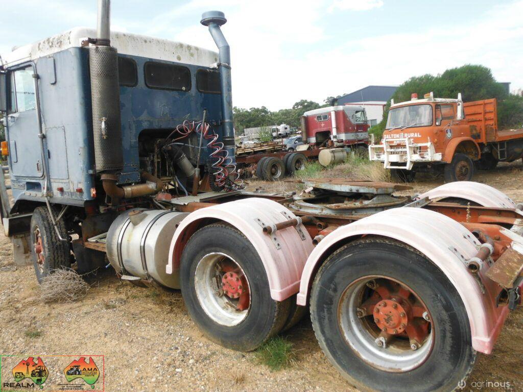 1975 Kenworth K125 Prime Mover - photo 5
