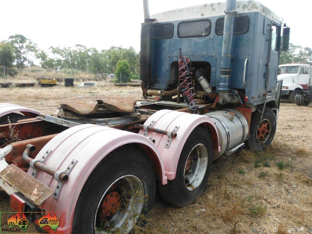 1975 Kenworth K125 Prime Mover - photo 4