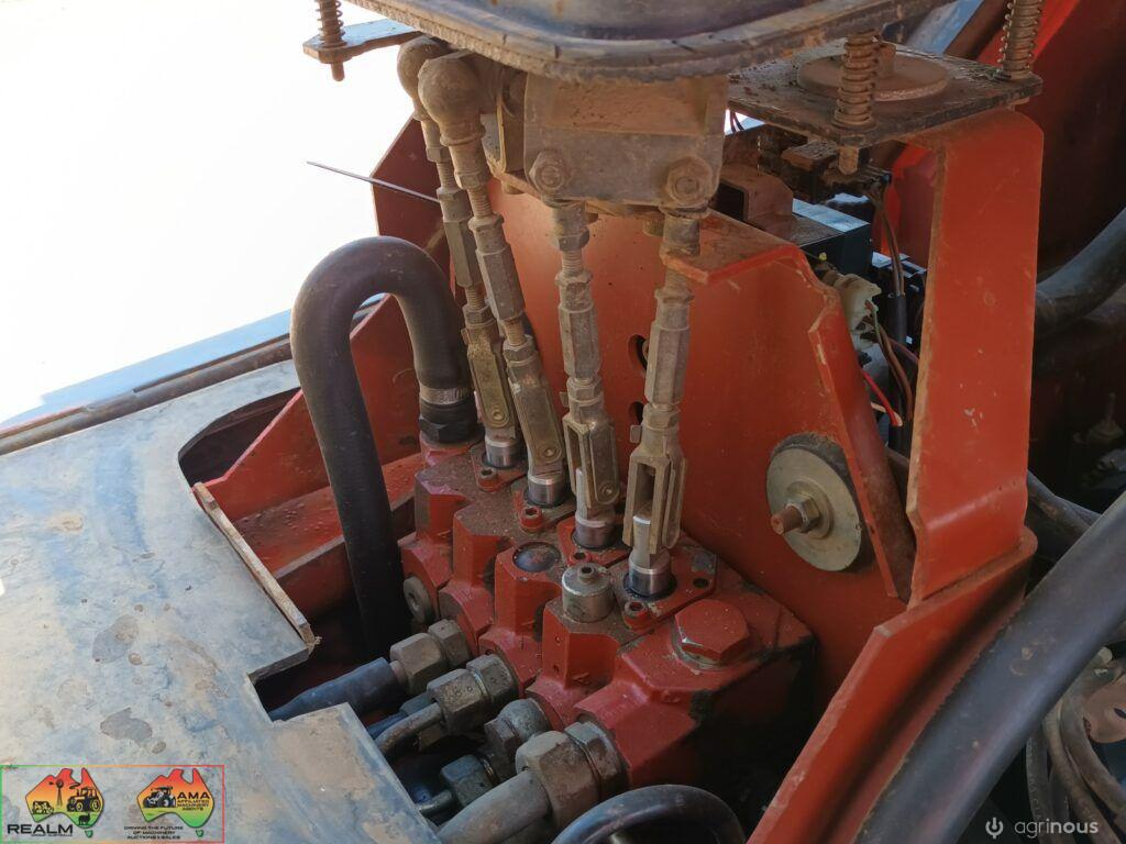 Linde H25T-03 Fork Lift - photo 10