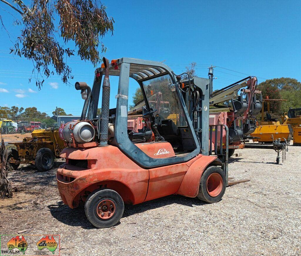 Linde H25T-03 Fork Lift - photo 2