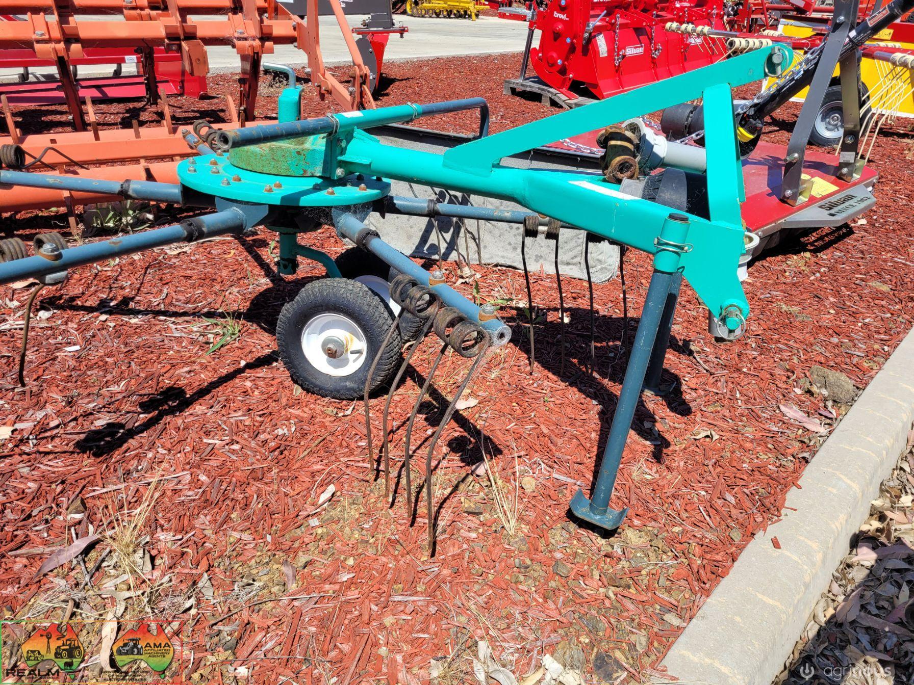 TWM (Miller Falls) 2.5mtr Rotary Hay Rake - photo 3