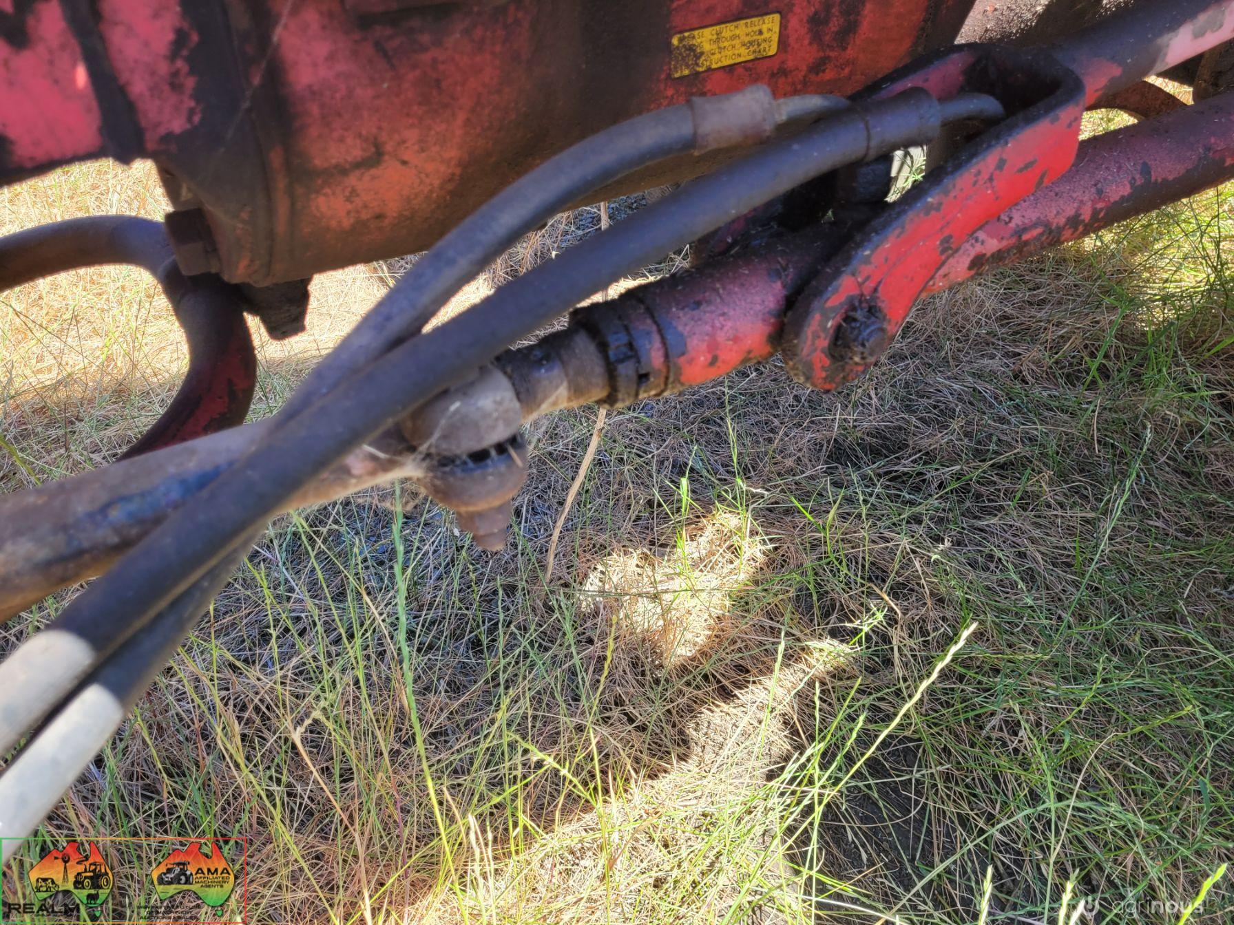 McCormick International W6 / AW-7 Diesel 2WD Tractor - photo 7