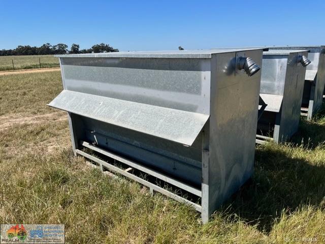 2x Boyd Sheep Feeders - photo 2