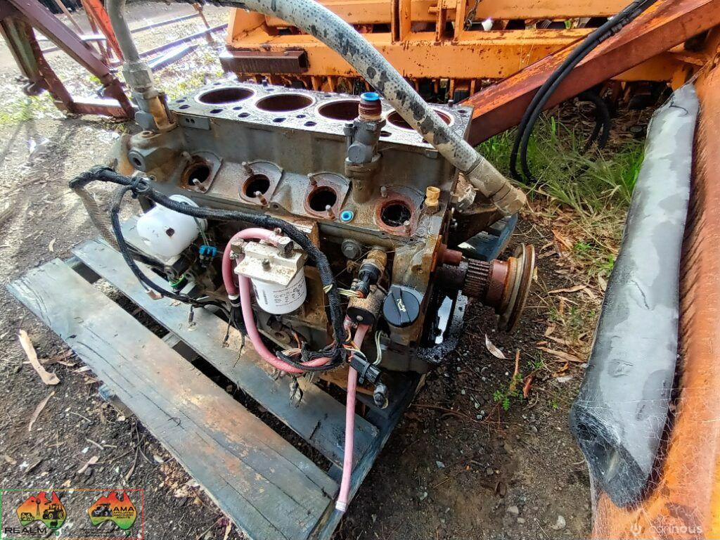 Bobcat 873 Skid Steer (Parts) - photo 9