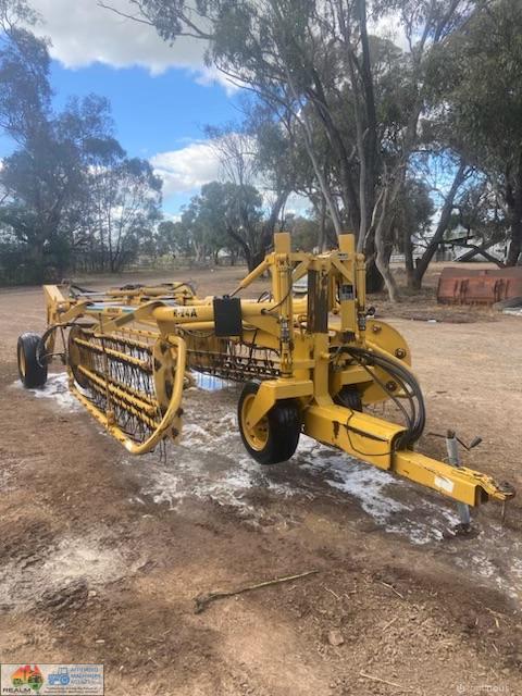 Vermeer R24A Rollerbar Hay Rake - photo 4