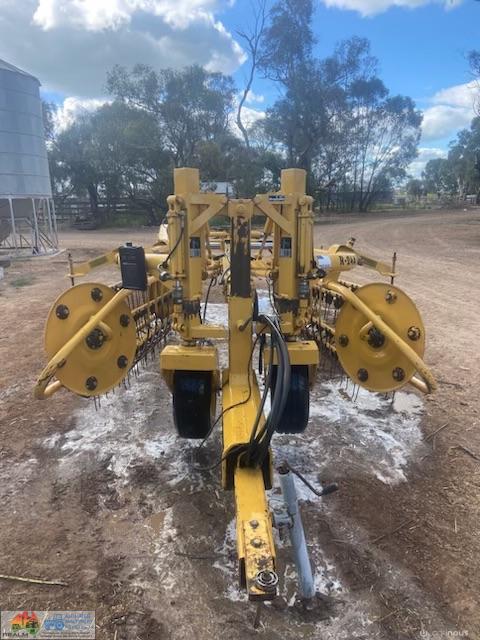Vermeer R24A Rollerbar Hay Rake - photo 3