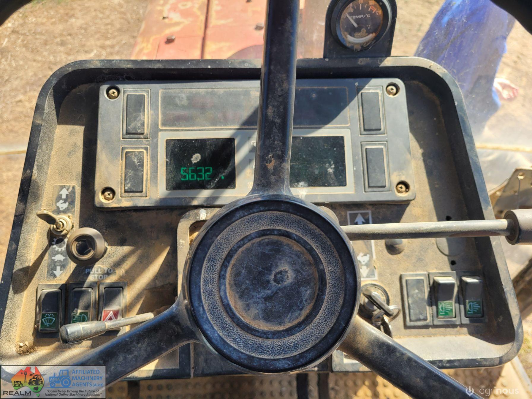 1993 Case IH 895 2WD Tractor - photo 11