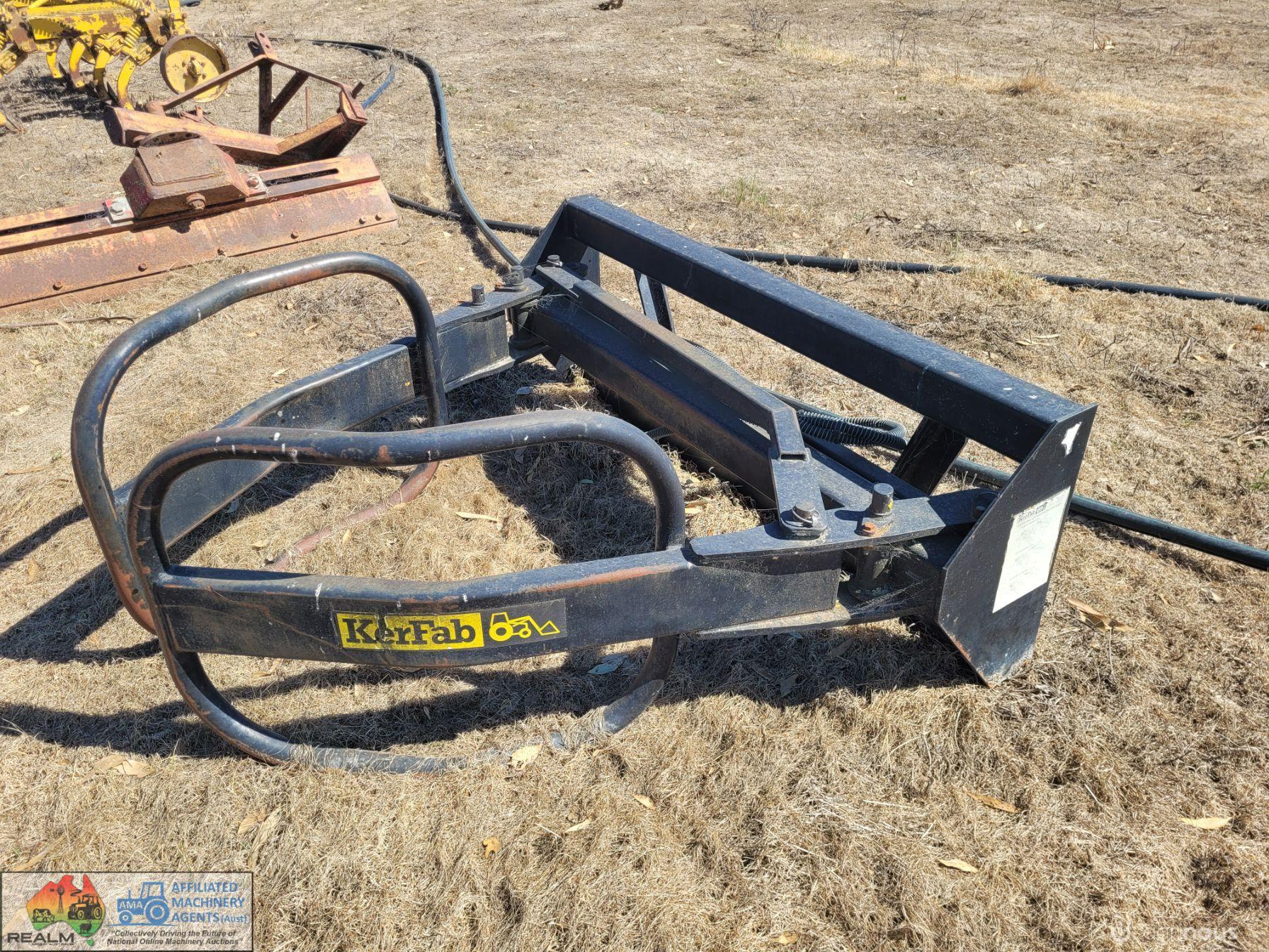Kerfab Soft Hands with Euro-hitch - photo 2