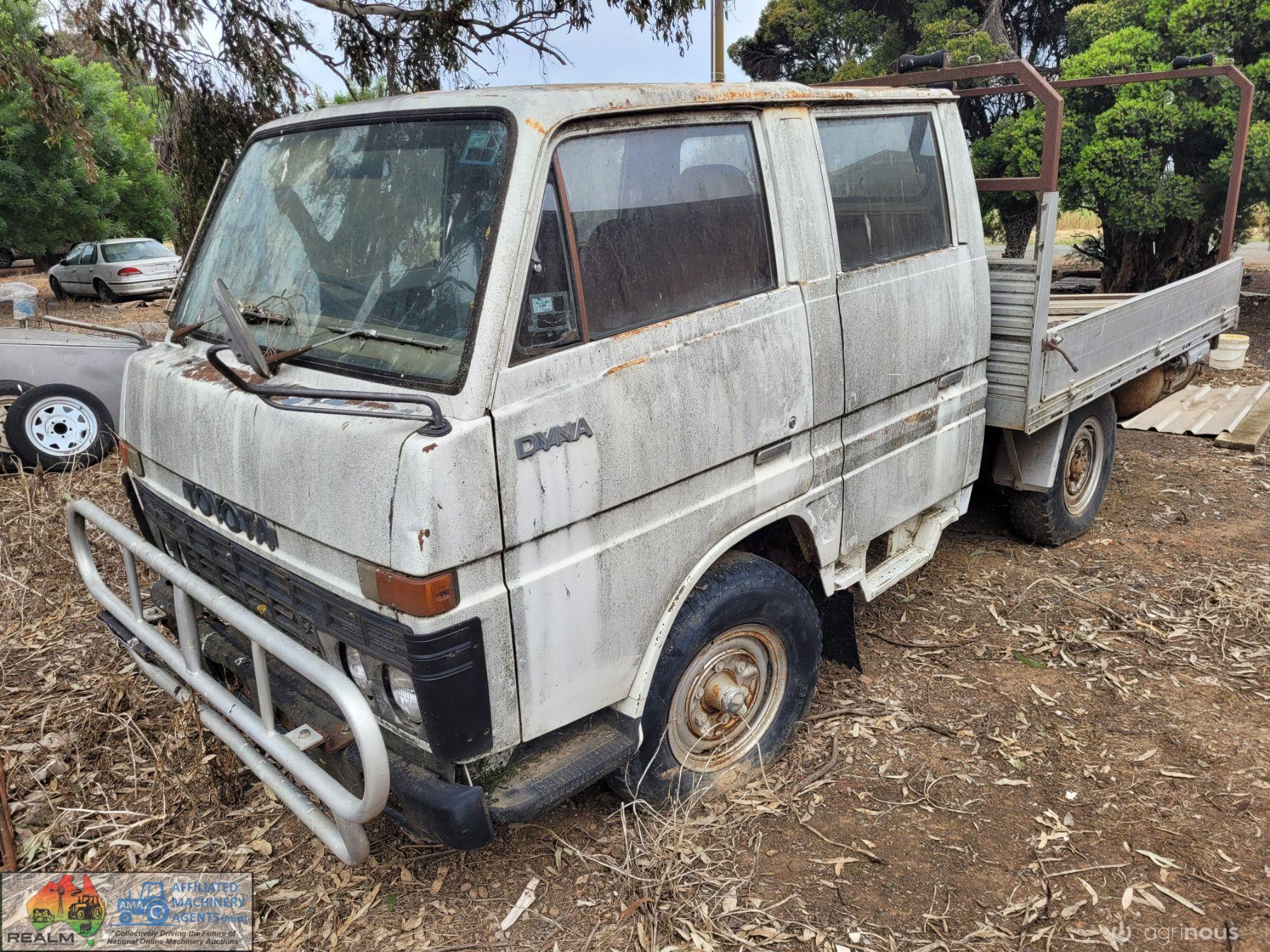 1982 Toyota Dyna Dual Cab Truck - photo 4