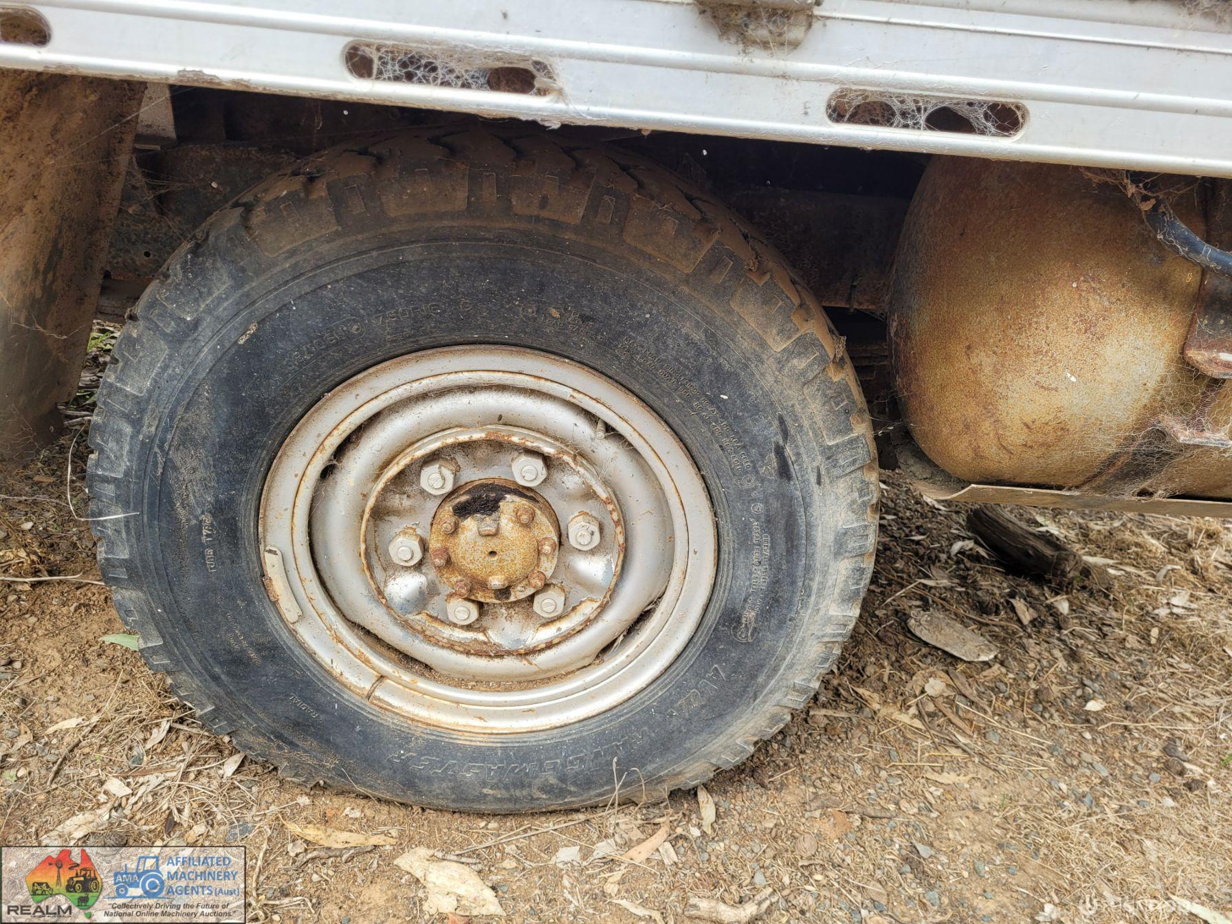 1982 Toyota Dyna Dual Cab Truck - photo 9