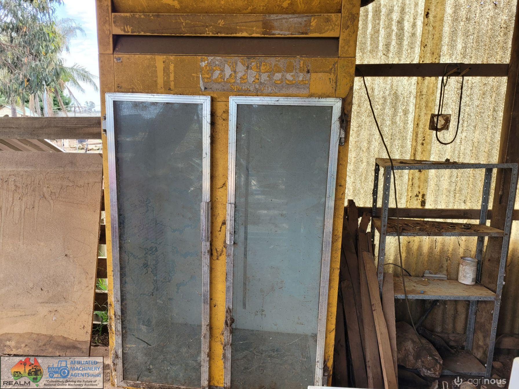 Commercial Drinks Display Fridge (1200w x 600d x 2200h) - photo 8