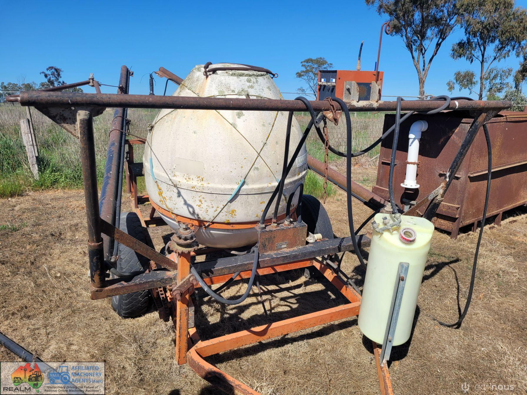 Hughes 39ft Boom Sprayer - photo 3