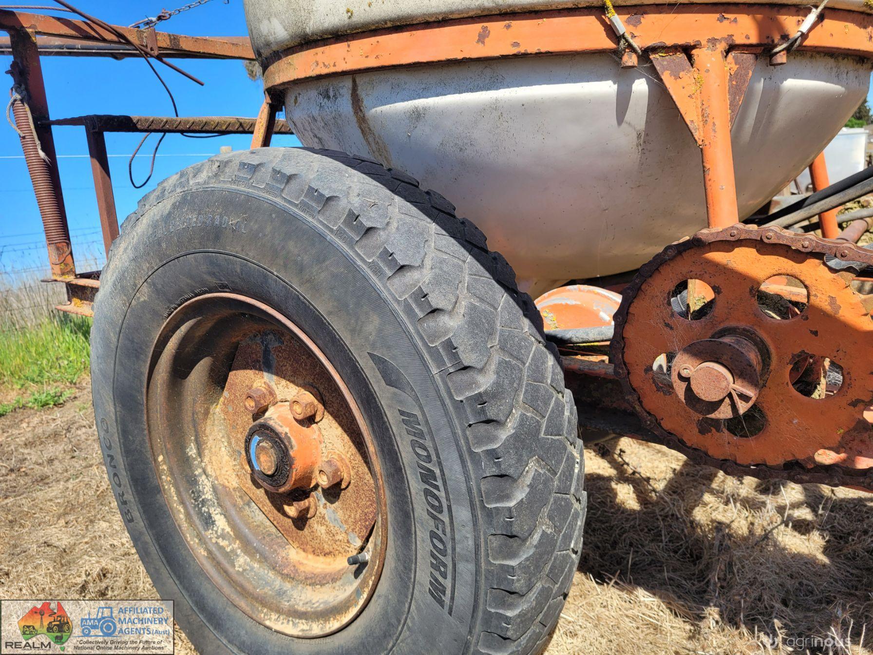 Hughes 39ft Boom Sprayer - photo 6