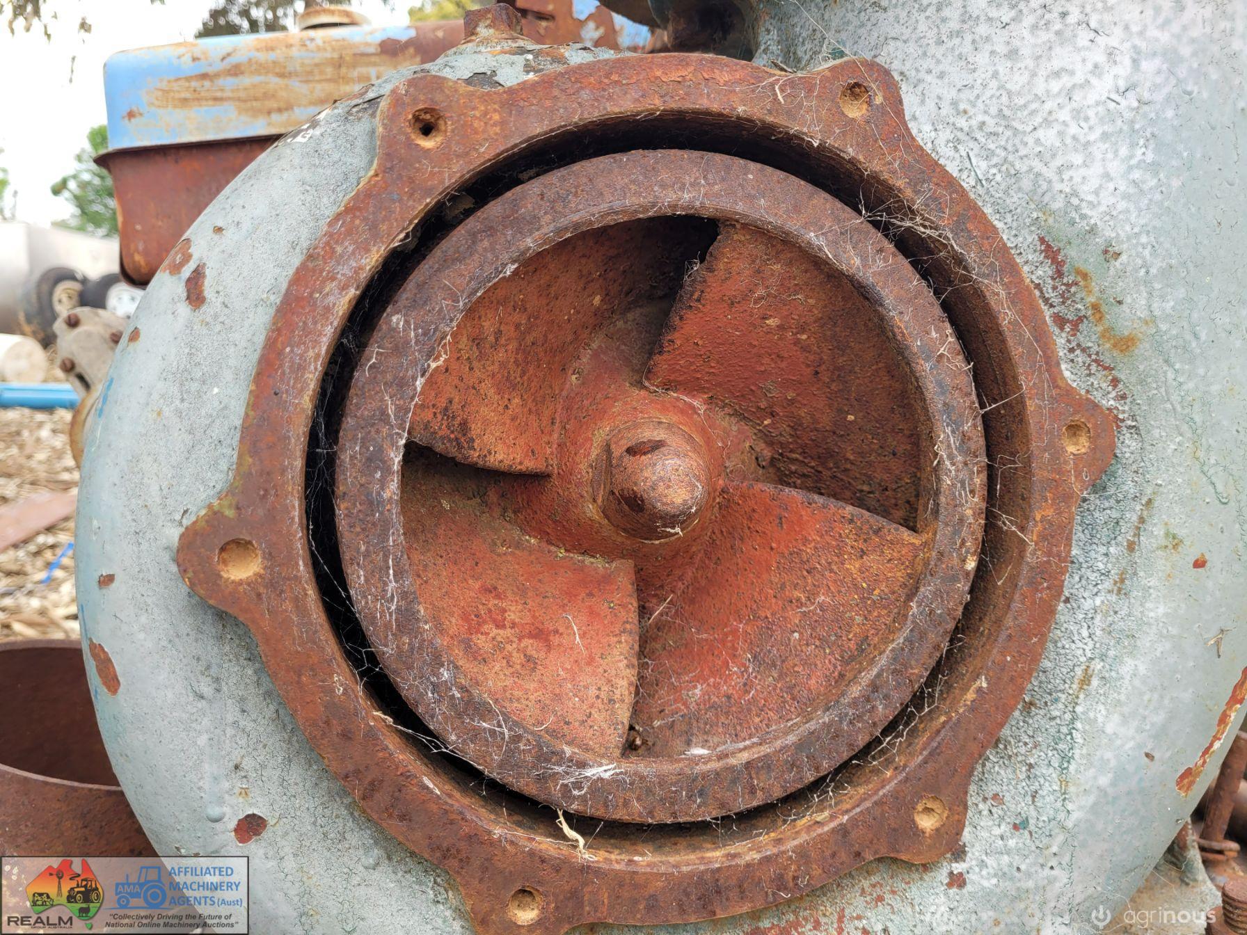 6" Centrifugal Pump with 13.2Hp Diesel Engine on Wheels - photo 5