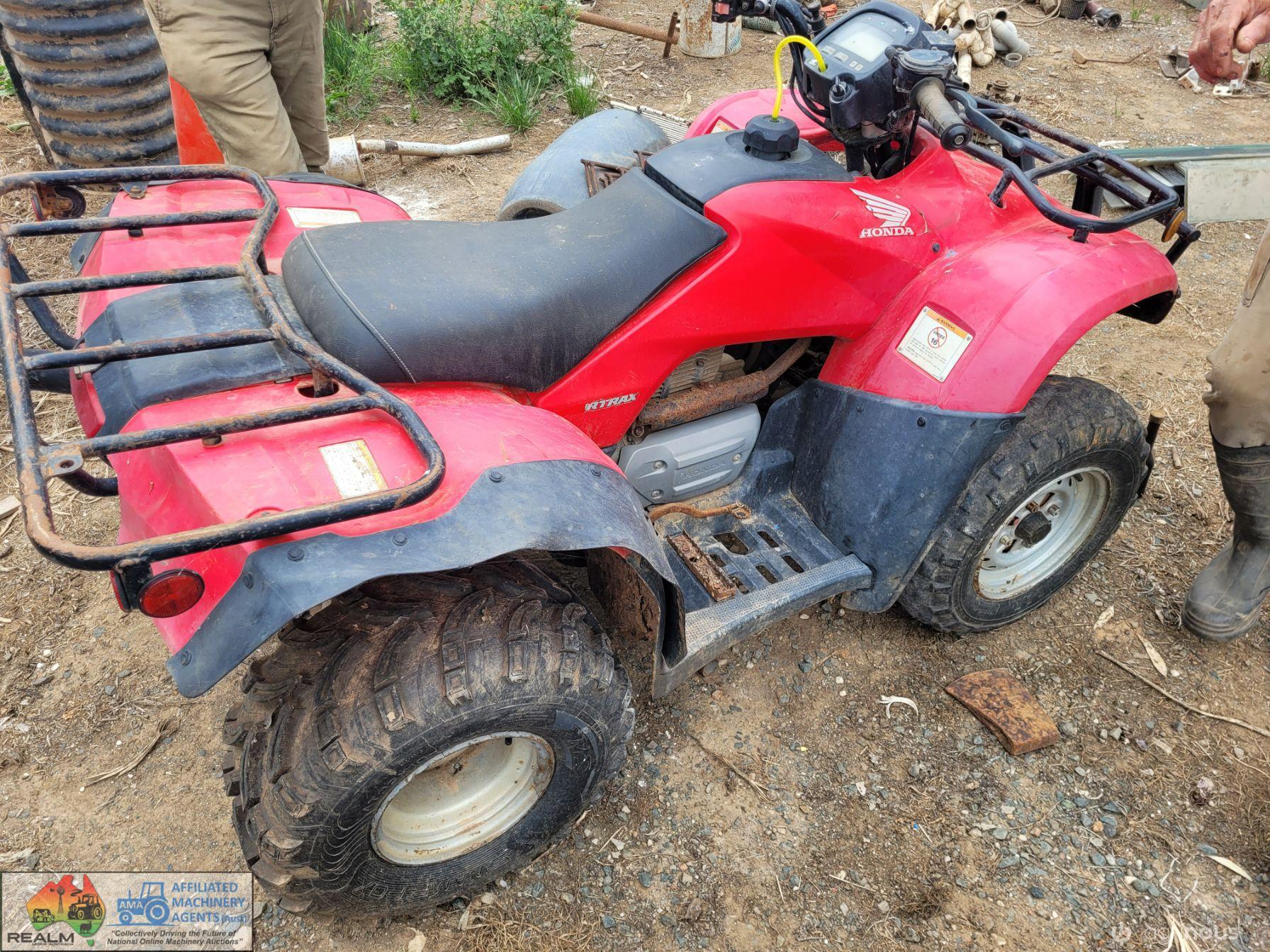 Honda 250 Four-Trax 2WD Quad Bike - photo 3