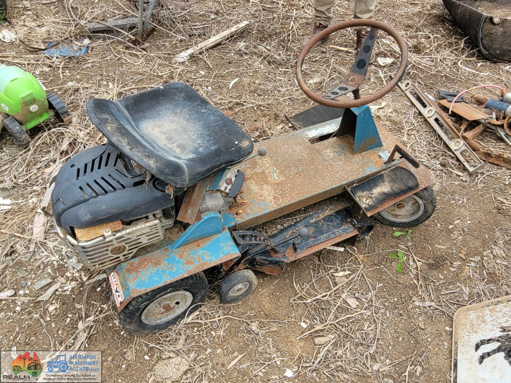 Rover Colt Ride-on Mower - photo 2