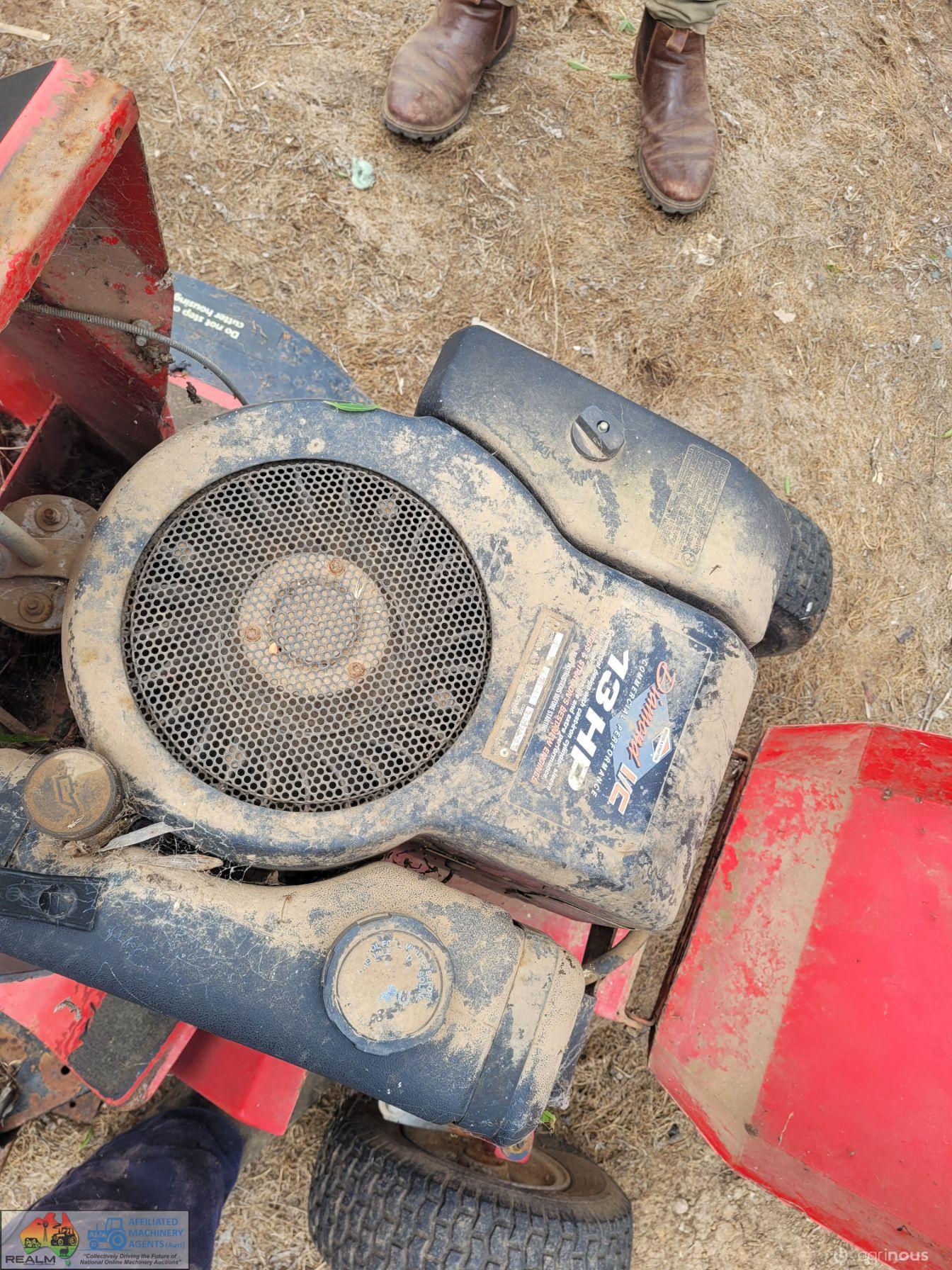 Cox Stockman Ride-on Mower - photo 3