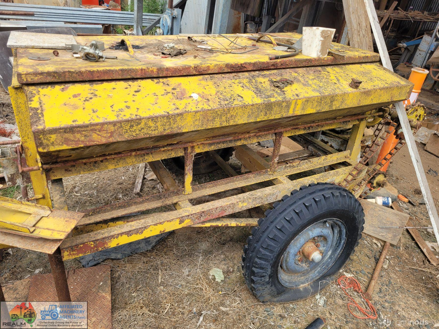 Mobilco Trailing Super Spreader - photo 7