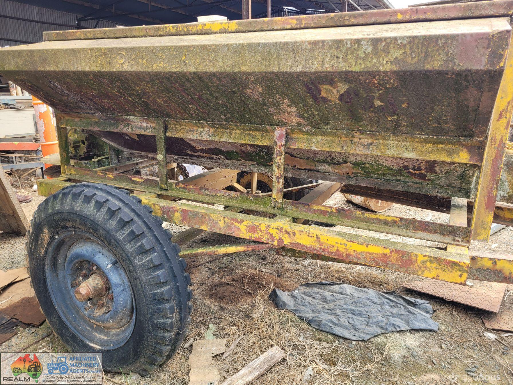 Mobilco Trailing Super Spreader - photo 9