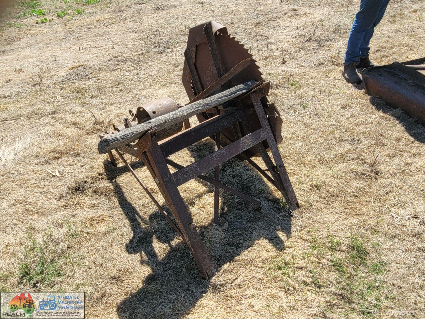 Ferguson Saw Bench - photo 2