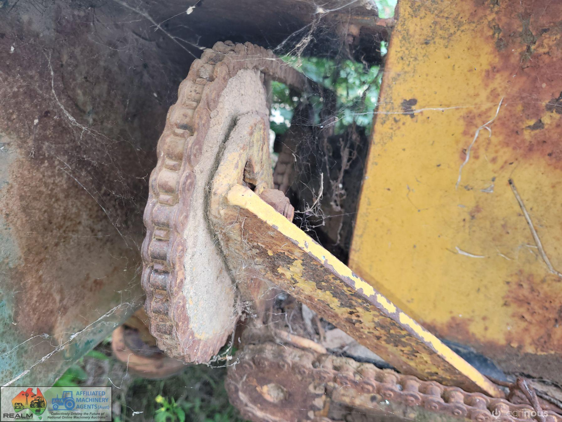 Farm-Master PTO Drive Roller Mill - photo 5