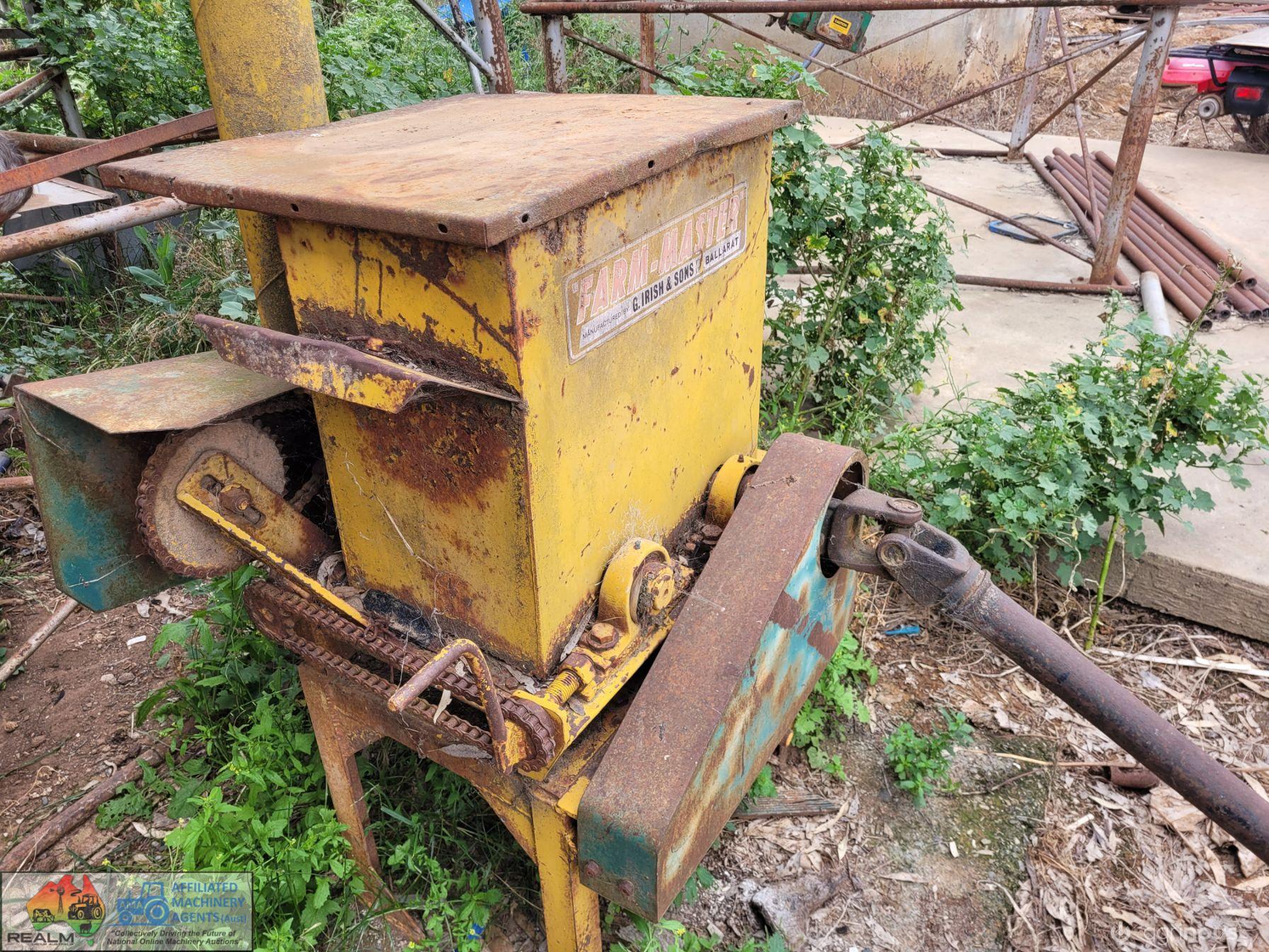 Farm-Master PTO Drive Roller Mill