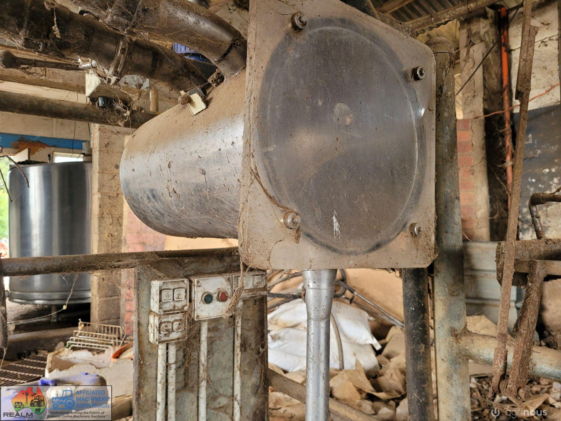 16 Unit Swing-Over Dairy Equipment - photo 15
