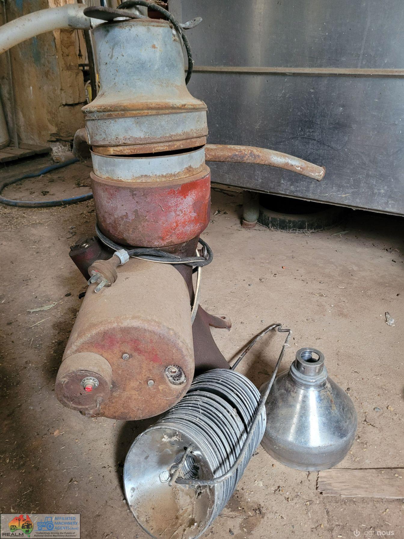 Elec. Milk/Cream Separator in Working Condition