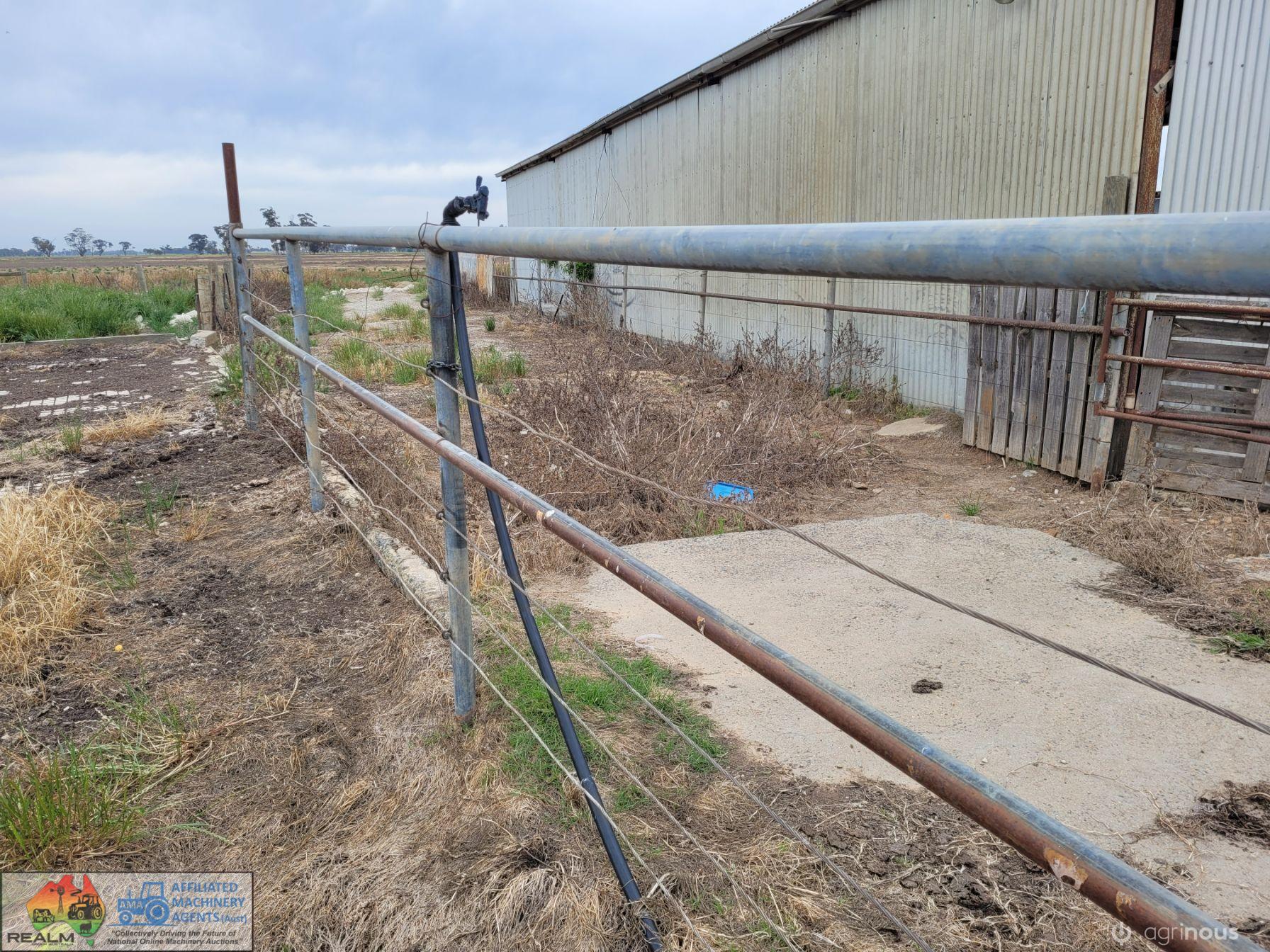 Dairy Backing Yard Side Fixed Panels & 4 Panel 2m Gate - photo 6