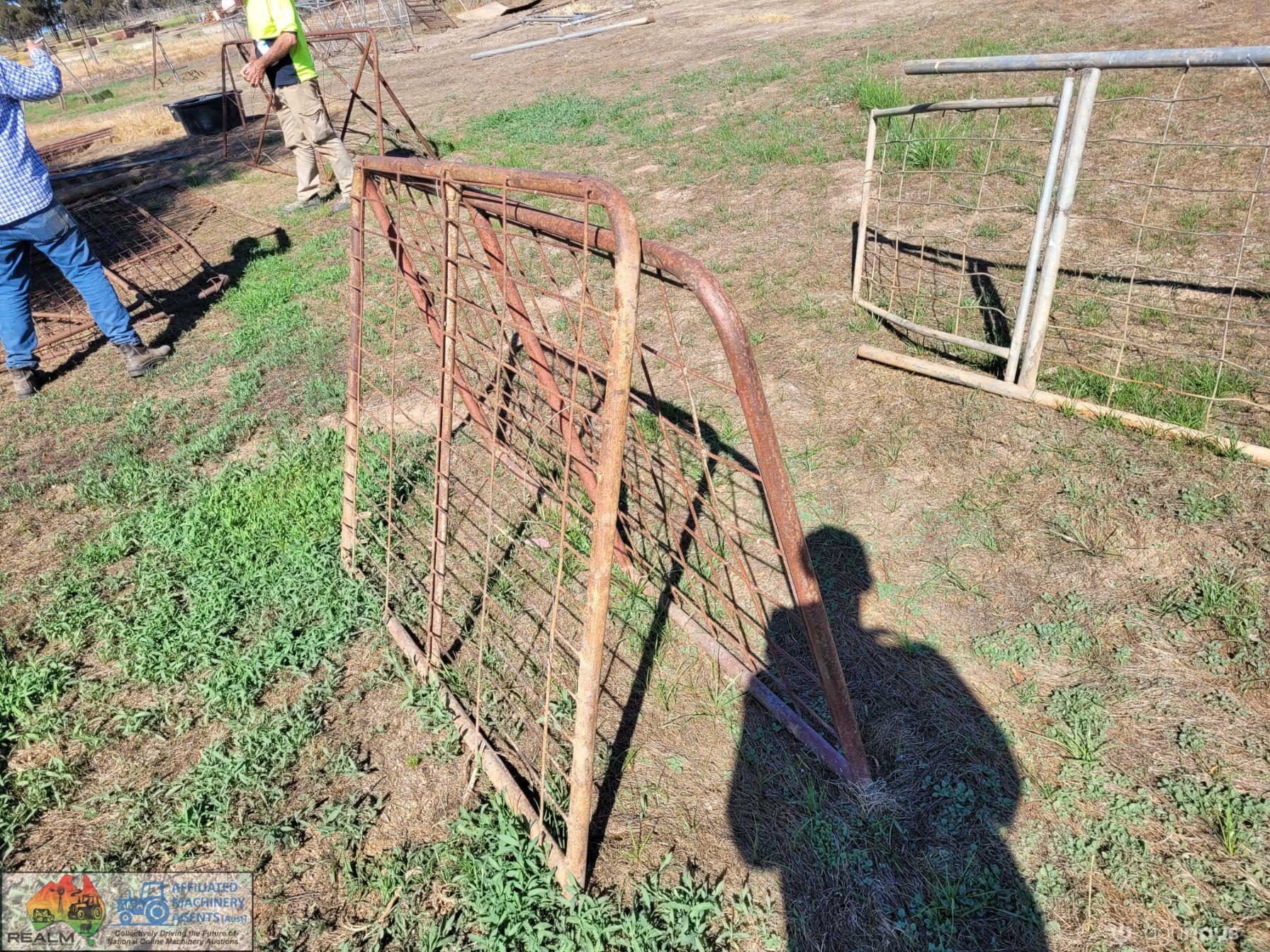2x Weldmesh Farm Gates "F" (5ft & 6ft) - photo 2