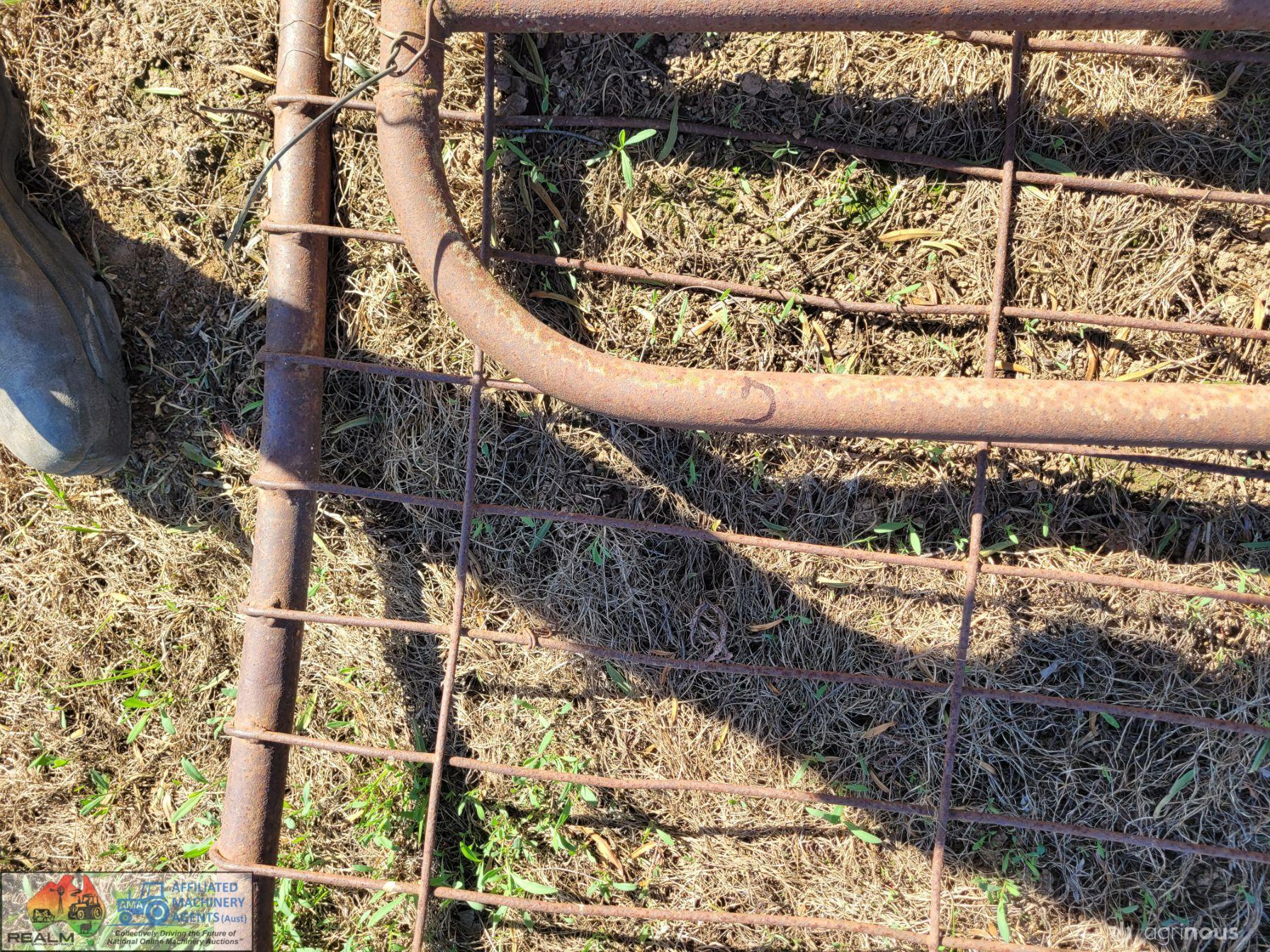 3x Weldmesh Farm Gates "G" (2x16' & 11'6") - photo 6