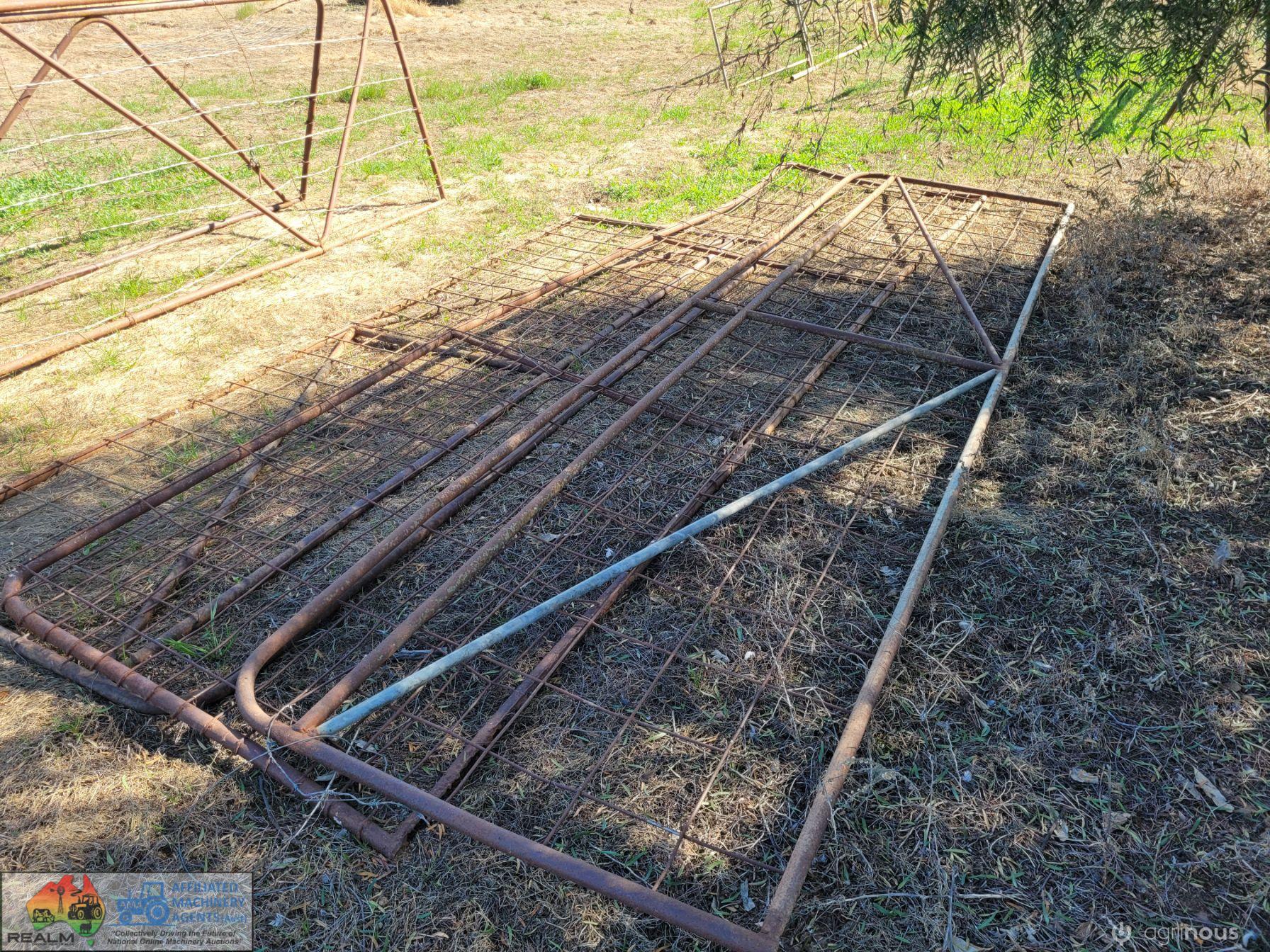 3x Weldmesh Farm Gates "G" (2x16' & 11'6") - photo 5