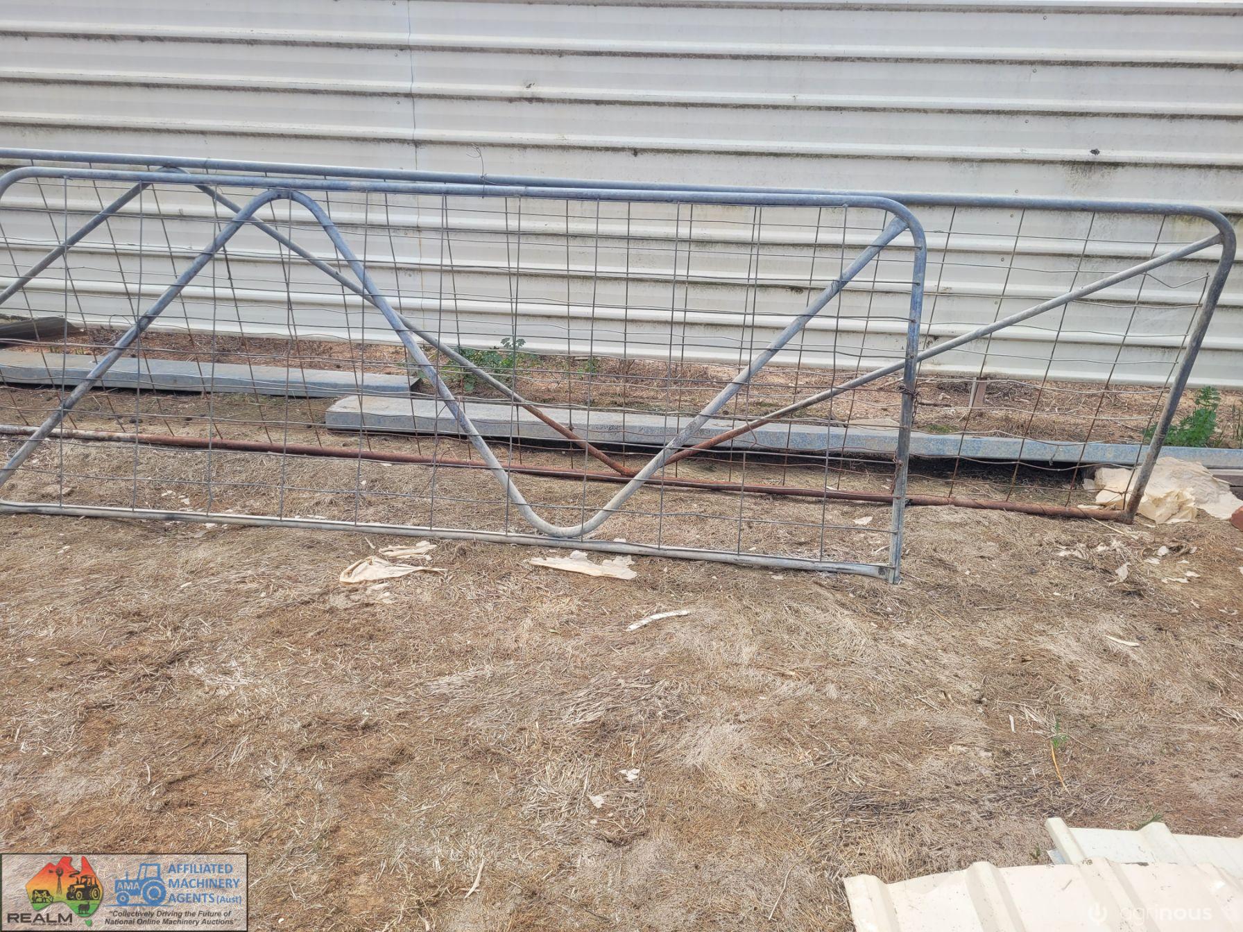 2x Weldmesh Gates (16ft & 10ft) - photo 4