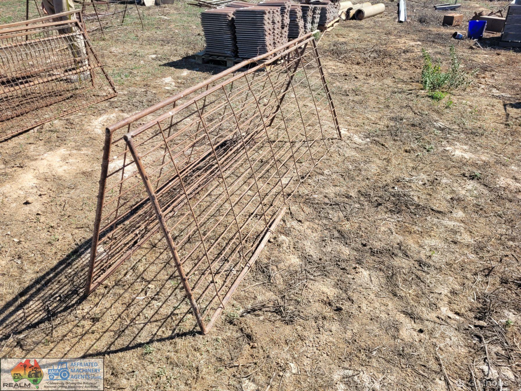 2x Weldmesh Panels "C" (2.4m x 900mm)