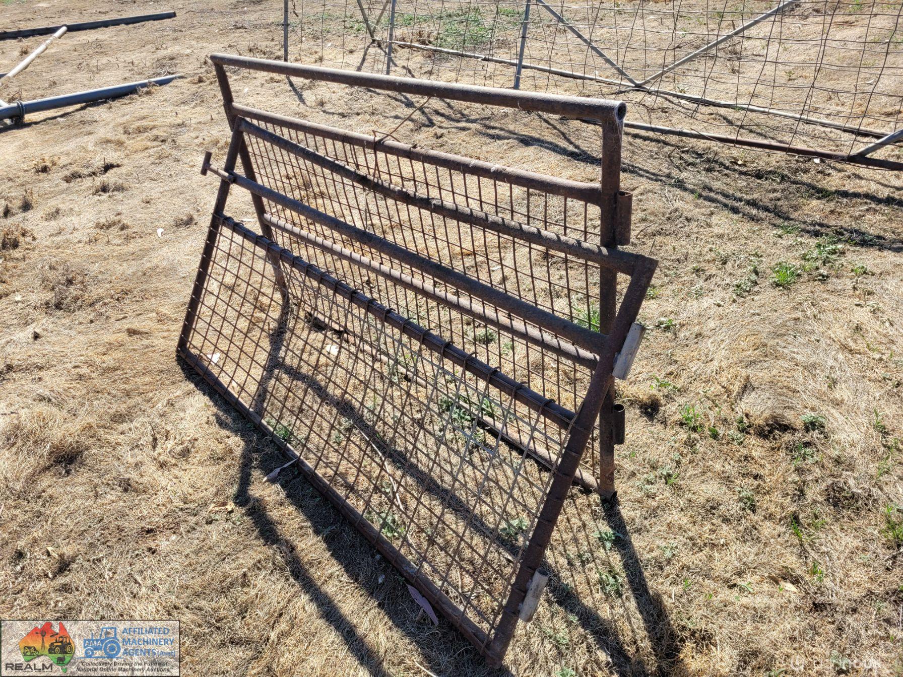 2x Weldmesh Farm Gates "J" (5'3" x 3'3" High)