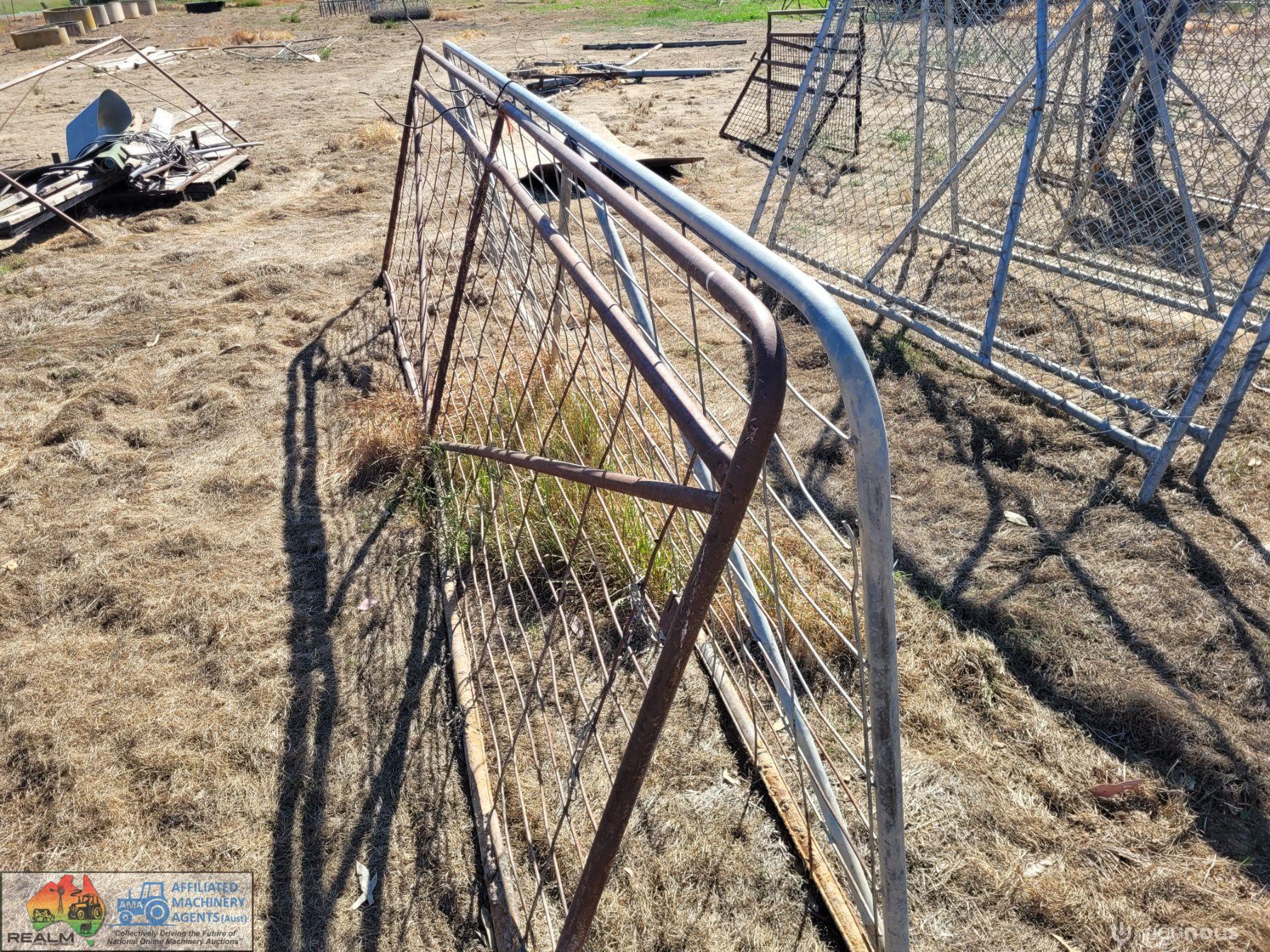 2x Weldmesh Farm Gates "K" (14ft) - photo 2