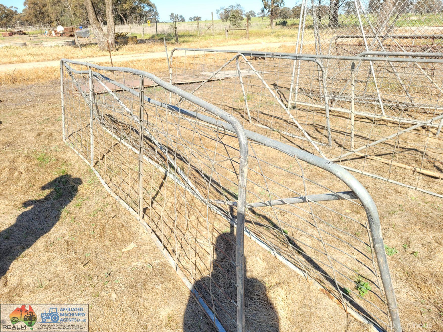2x Weldmesh Farm Gates "M" (14ft & 15ft) - photo 2