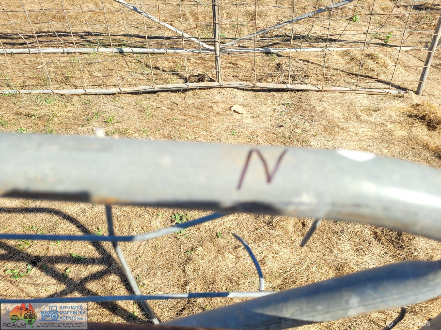 2x Weldmesh Farm Gates "N" (12ft & 14ft) - photo 3