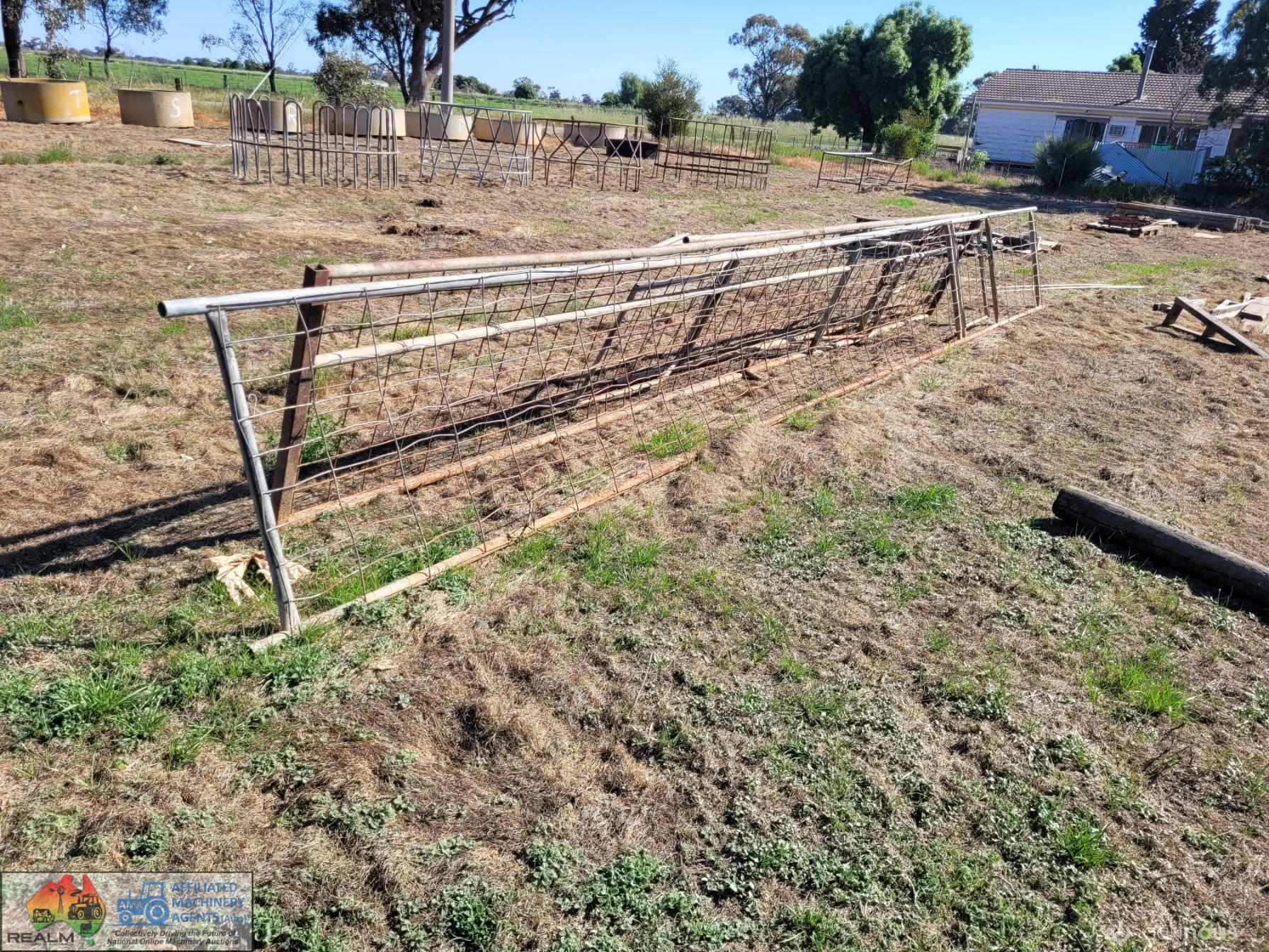 3x Weldmesh Yard Panels (5m, 6m & 8m) - photo 2