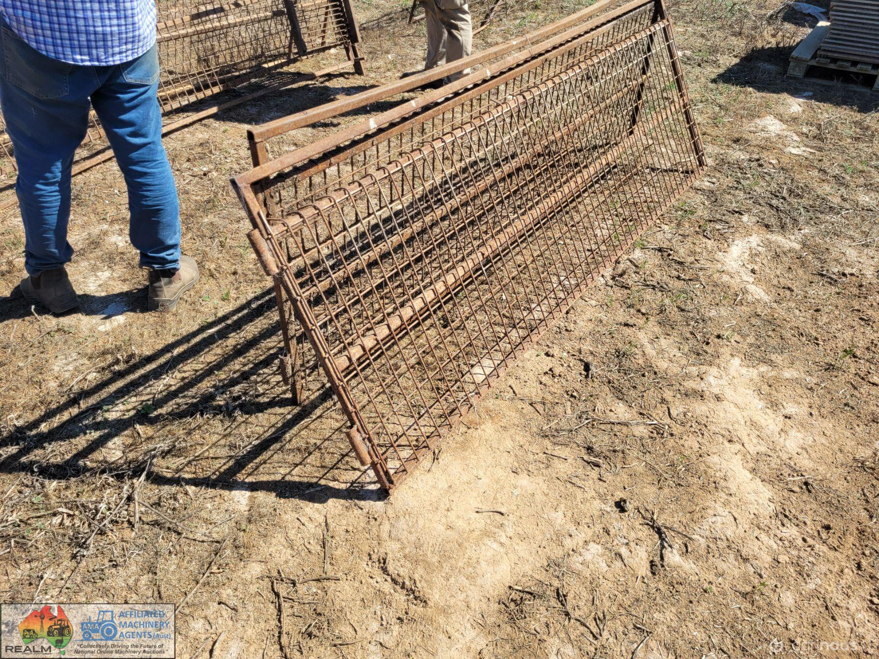 2x Weldmesh Panels "D" (2370 x 830)