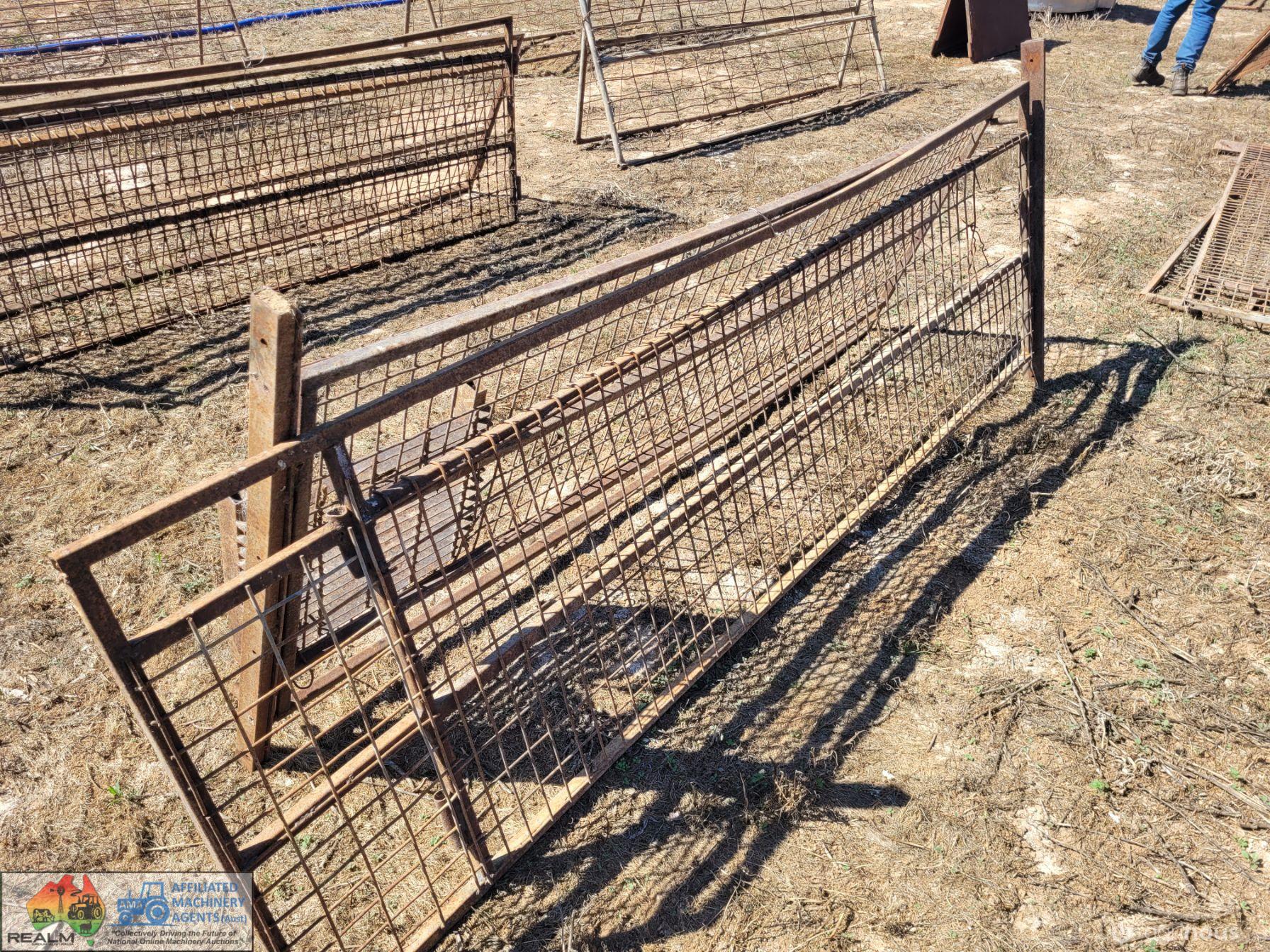 2x Weldmesh Panels "E" (2370 x 830)