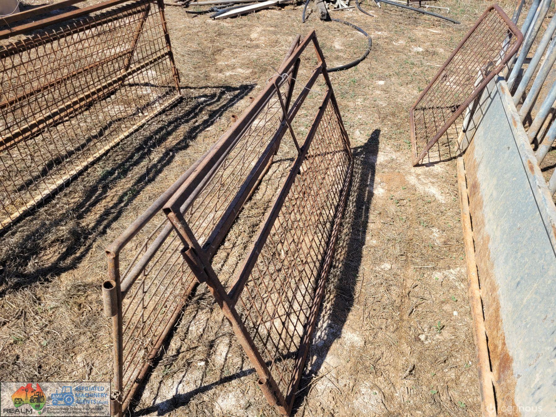 2x Weldmesh Panels "H" (1700 x 830)