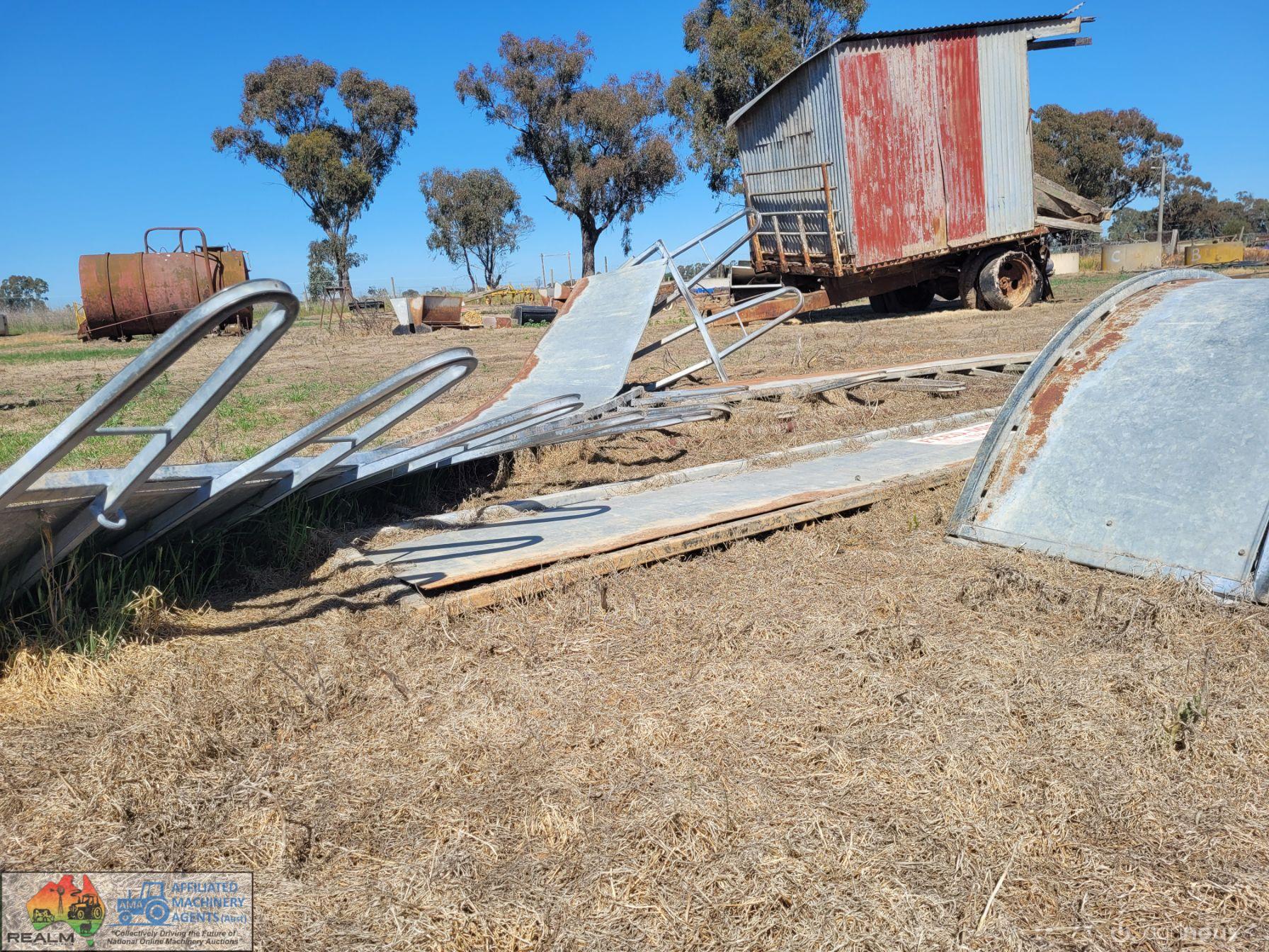 Feed-Miser Hayfeeder Panels - photo 3