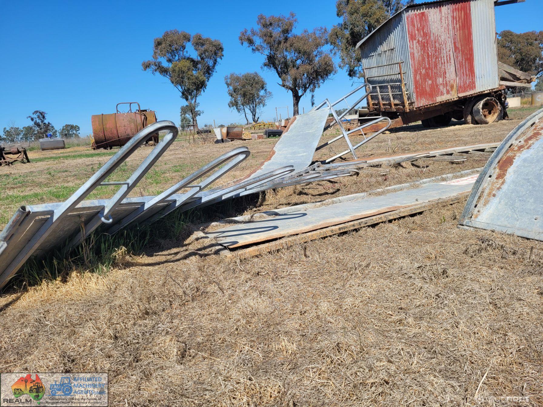 Feed-Miser Hayfeeder Panels - photo 4