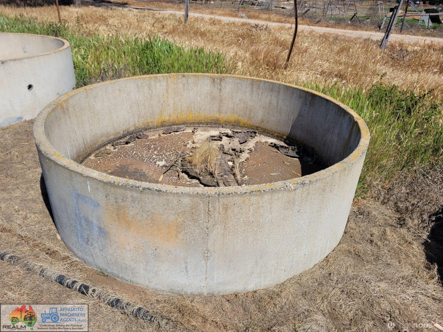 7ft Concrete Water Trough (F)