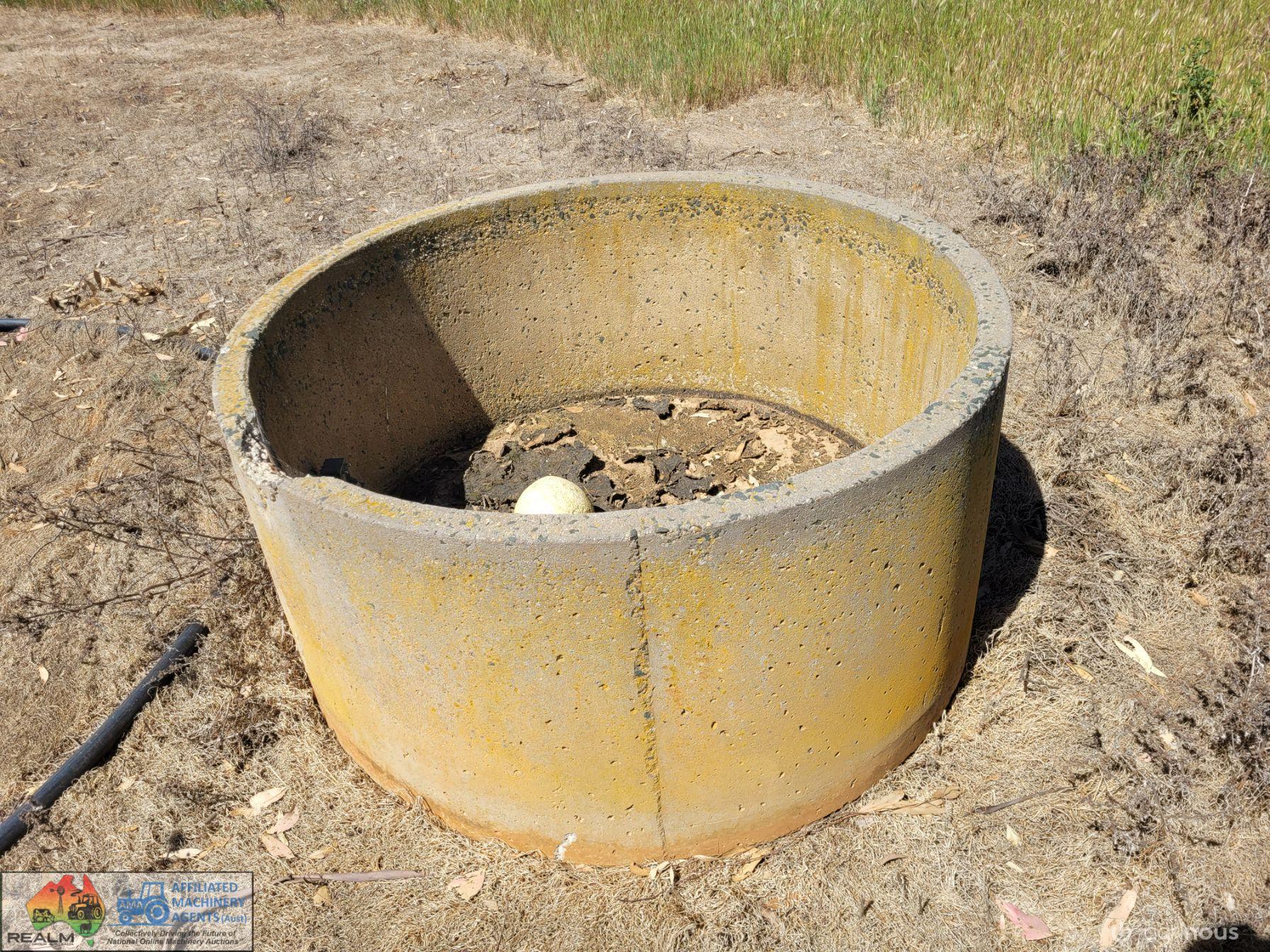 Concrete Water Trough (K) ~ 4'6" with Ball Valve - photo 2