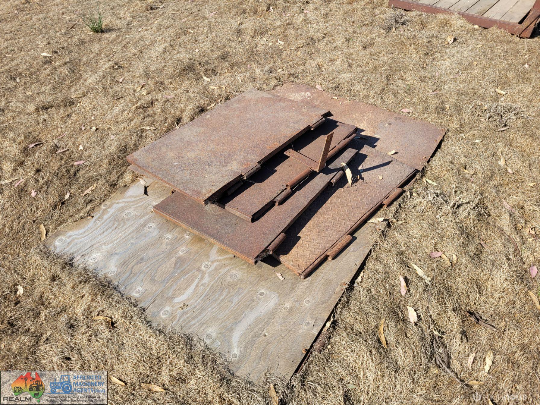 Steel Piggery Doors - photo 2