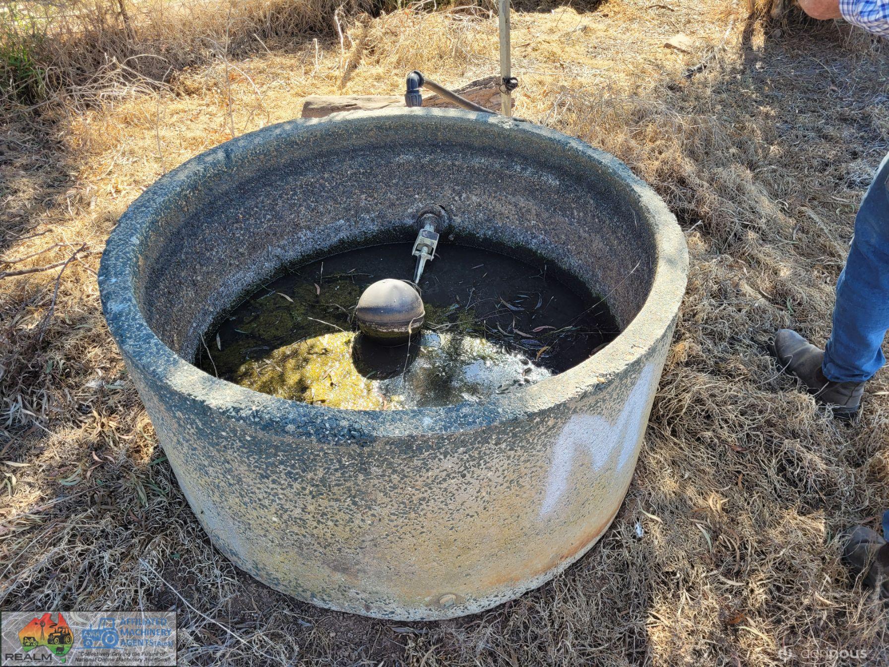 4ft Concrete Trough "M" & Ball Valve