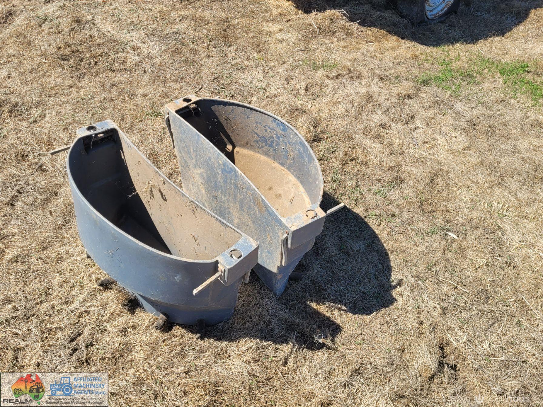 2x 6 Teat Milk Calf Feeder (Grey) - photo 3