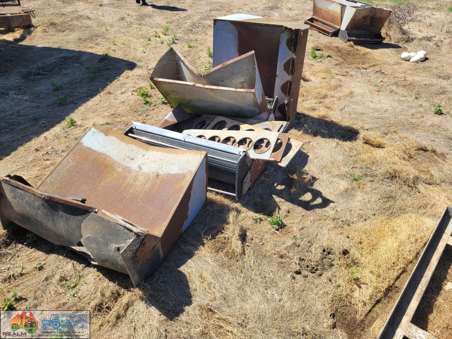 6x Pig Feeders - photo 9